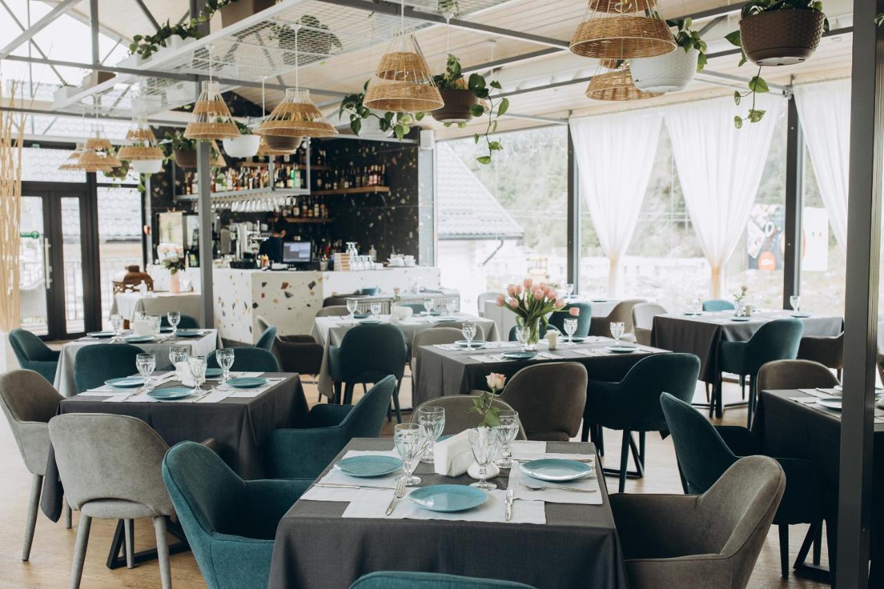 Hotel Vedmezhyi Dvir Буковел Екстериор снимка
