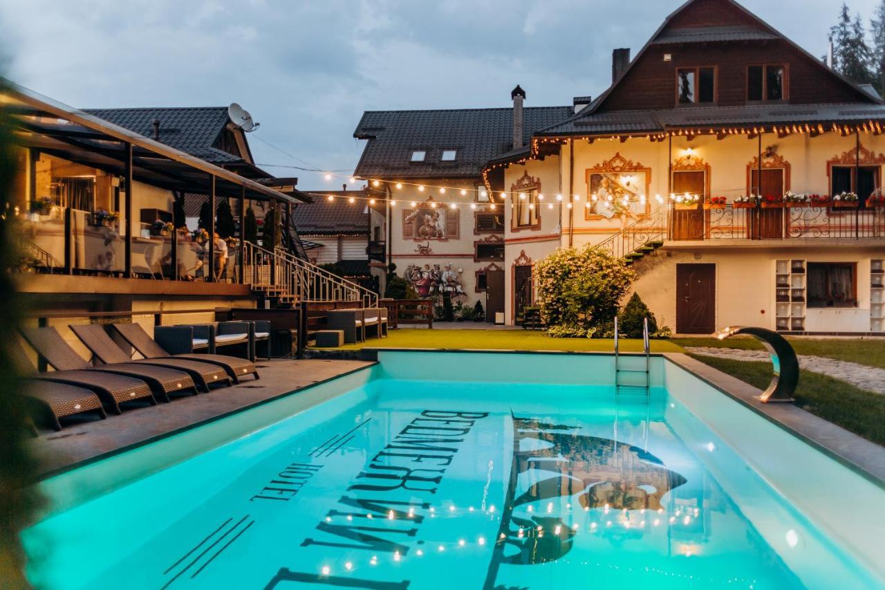 Hotel Vedmezhyi Dvir Буковел Екстериор снимка