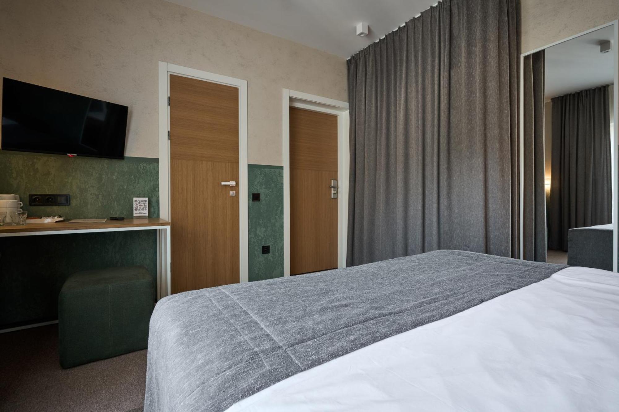 Hotel Vedmezhyi Dvir Буковел Екстериор снимка
