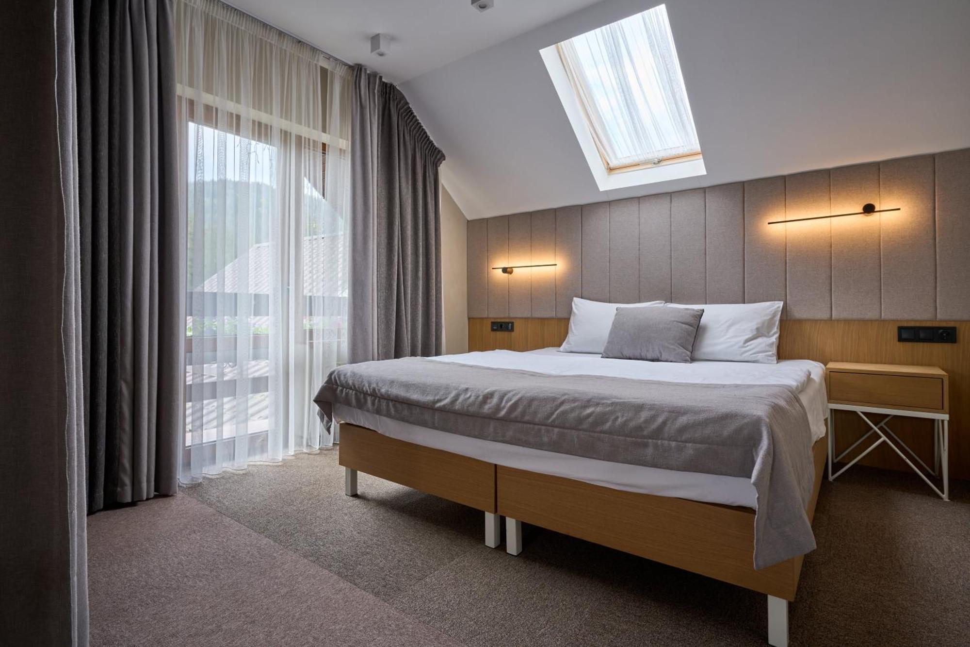 Hotel Vedmezhyi Dvir Буковел Екстериор снимка